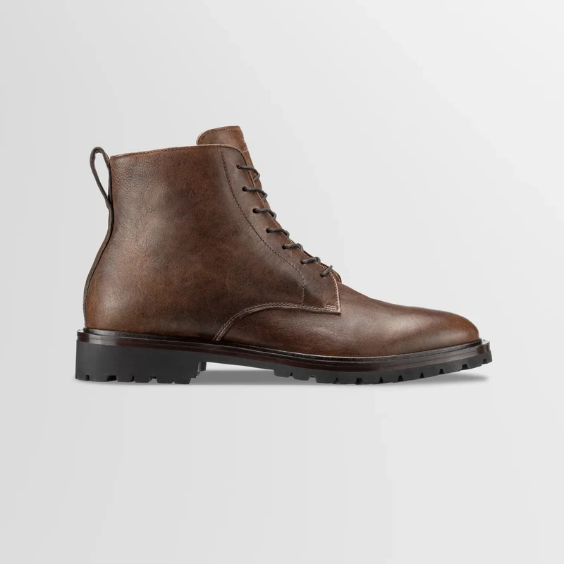Footwear manufactured in Italy, shown from a product view
