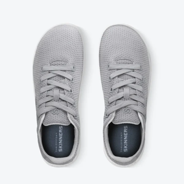 Skinners knit sneakers manufactured in Czechia